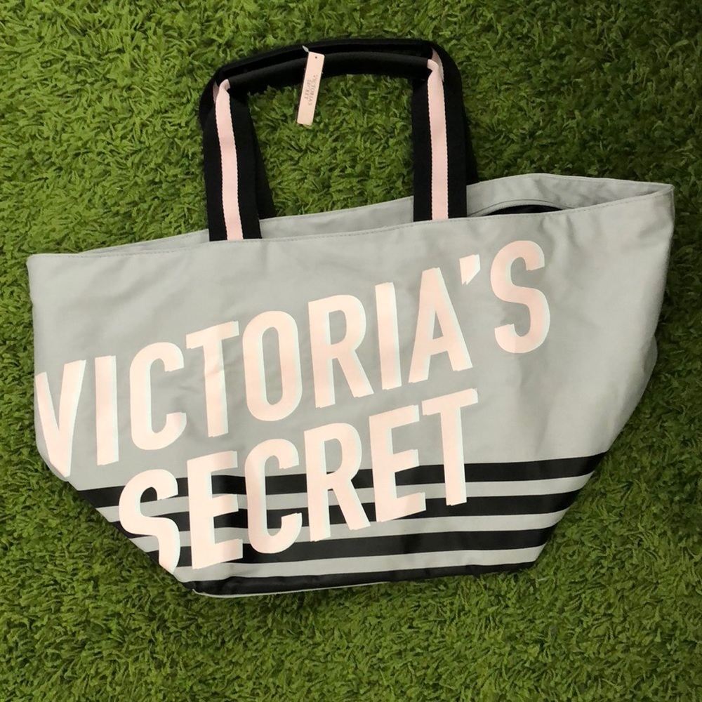 NWT Victoria’s Secret tote bag